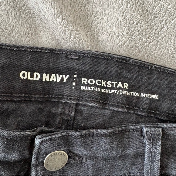 Old Navy | Rockstar Skinny Jeans - Picture 5 of 8